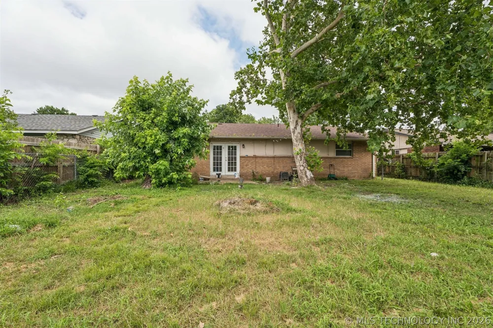3634 S 106th Place E Tulsa, OK 74146