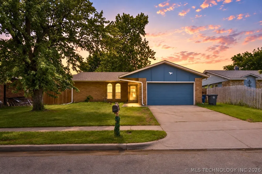 3634 S 106th Place E Tulsa, OK 74146