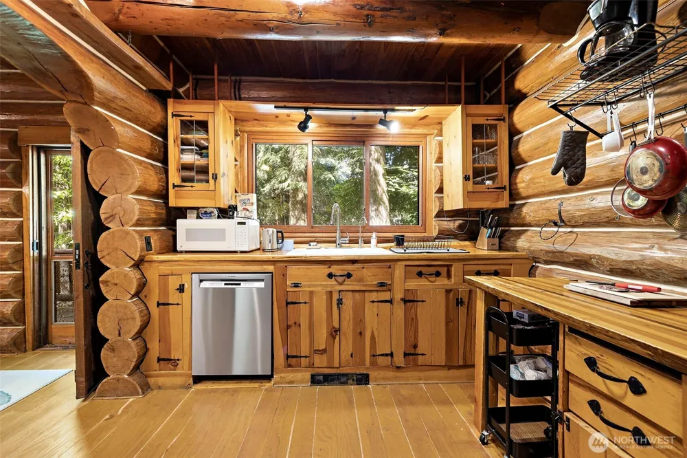 44725 SE 71st Street Snoqualmie, WA 98065