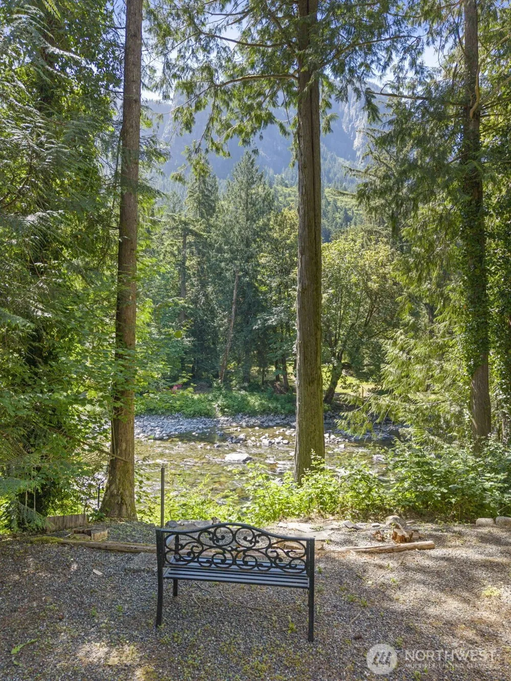44725 SE 71st Street Snoqualmie, WA 98065