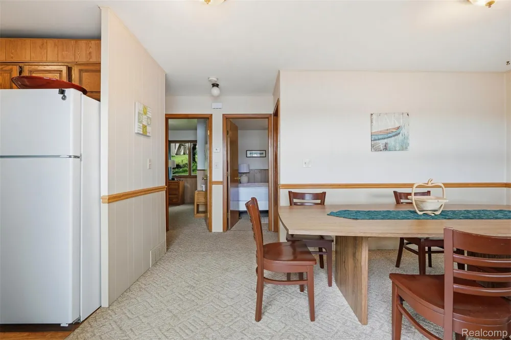 11044 Grand River Avenue Green Oak Township, MI 48116