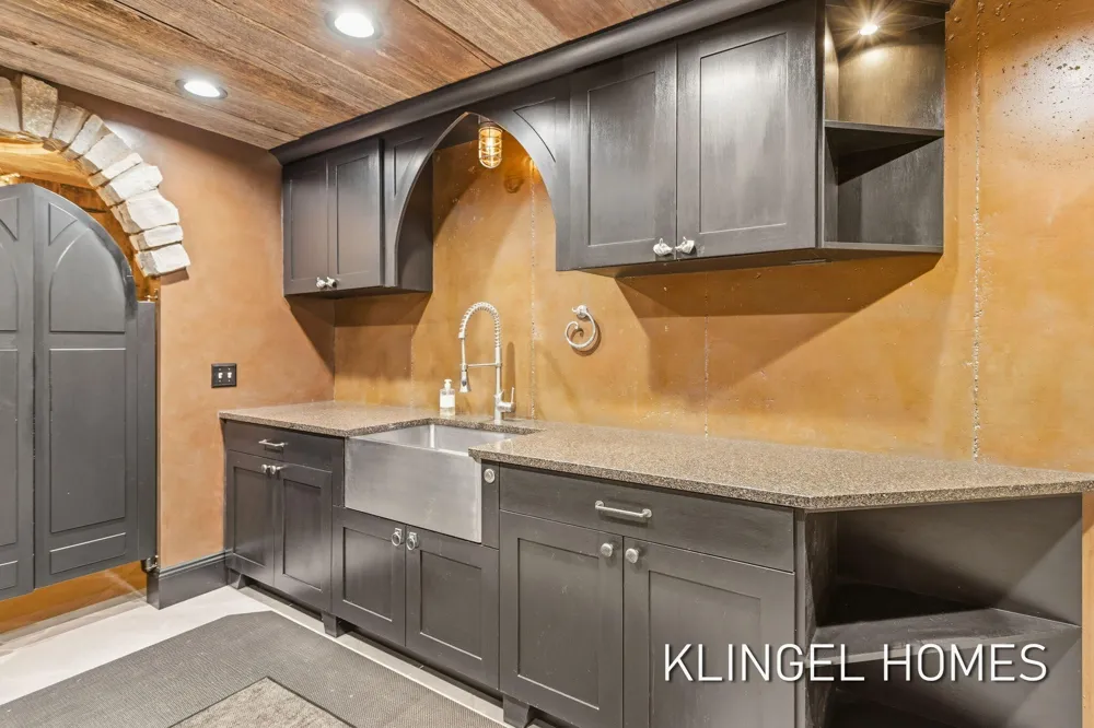 8892 Garfield Street Polkton Charter Township, MI 49404
