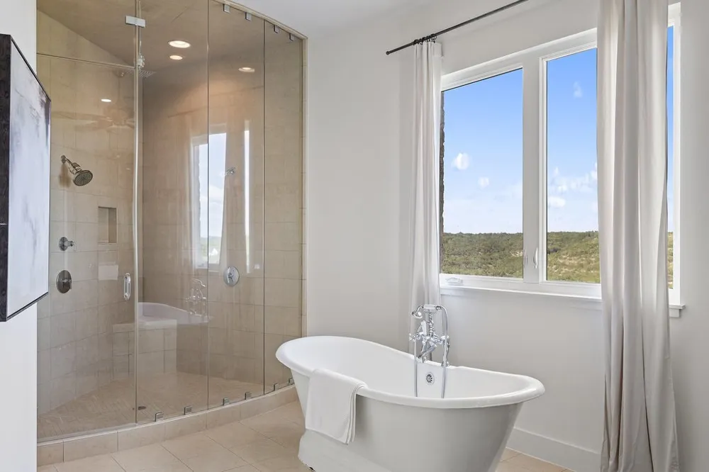 360 Stacey Ann Cove Dripping Springs, TX 78620