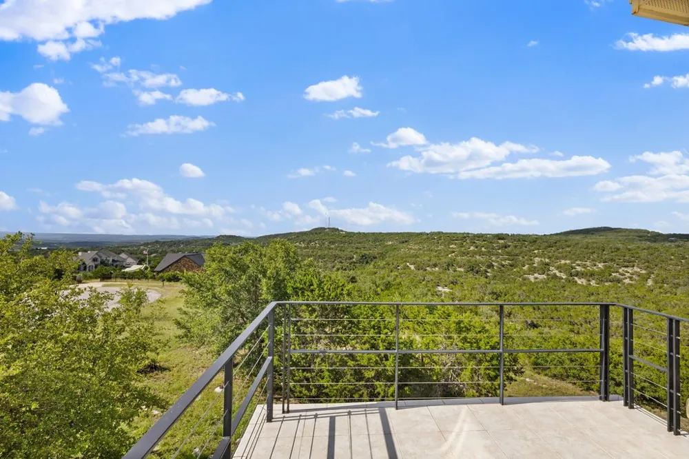 360 Stacey Ann Cove Dripping Springs, TX 78620