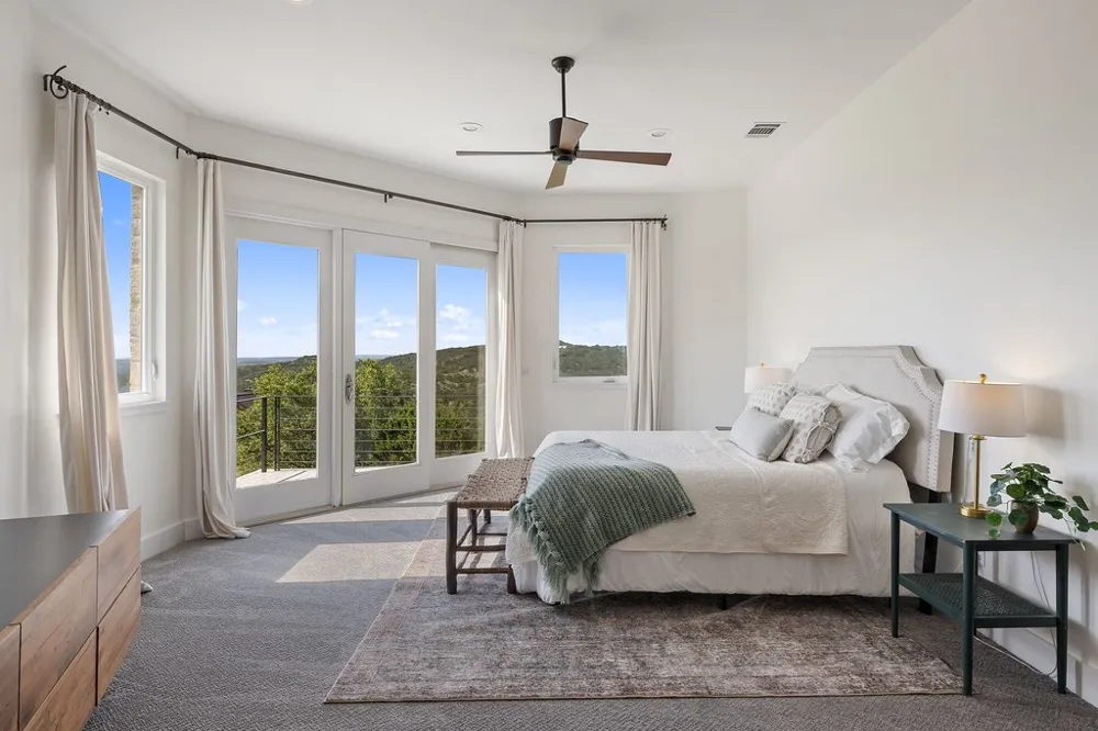 360 Stacey Ann Cove Dripping Springs, TX 78620