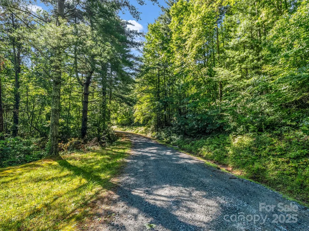 TBD Climbing Road Hendersonville, NC 28792