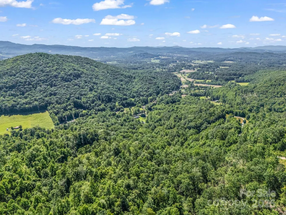TBD Climbing Road Hendersonville, NC 28792
