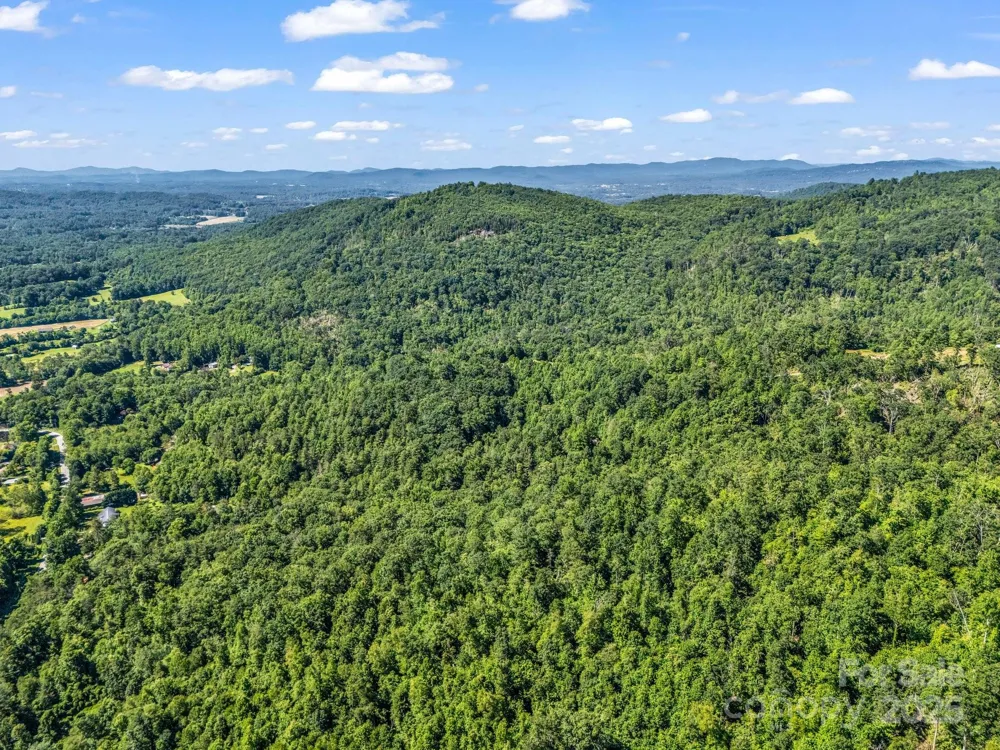 TBD Climbing Road Hendersonville, NC 28792