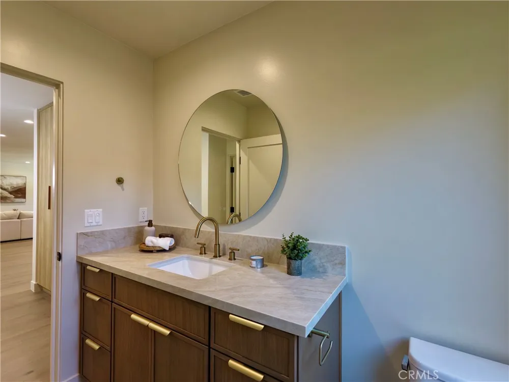 4819 Genesta Avenue Encino, CA 91316