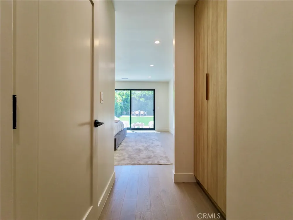 4819 Genesta Avenue Encino, CA 91316