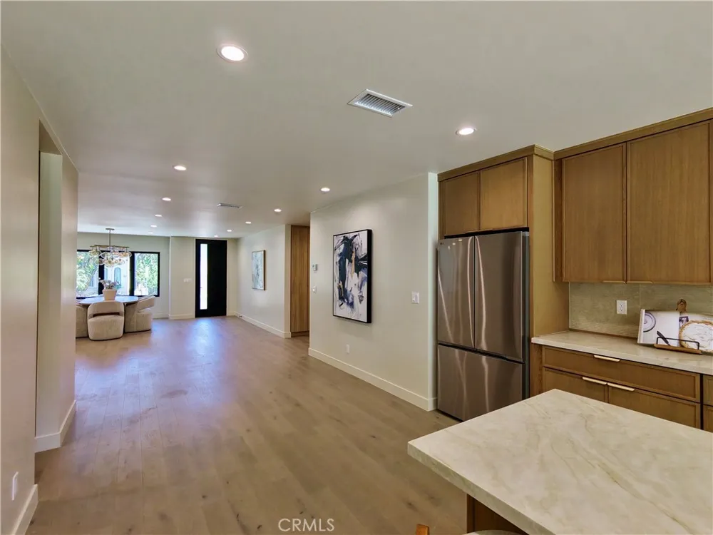 4819 Genesta Avenue Encino, CA 91316