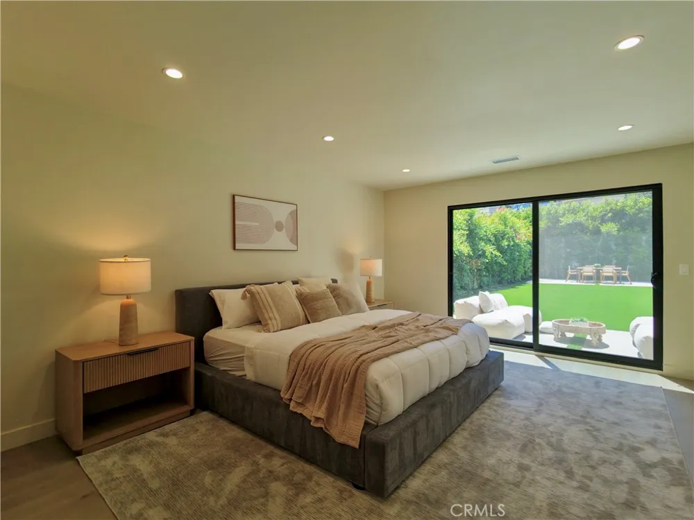 4819 Genesta Avenue Encino, CA 91316