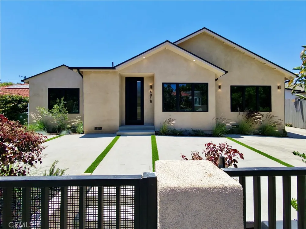 4819 Genesta Avenue Encino, CA 91316