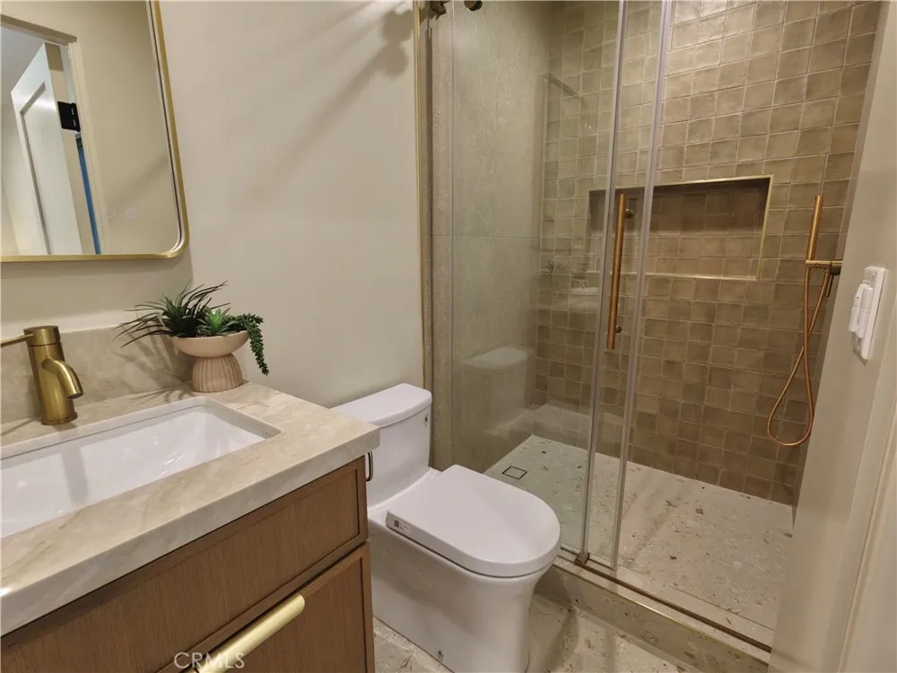 4819 Genesta Avenue Encino, CA 91316