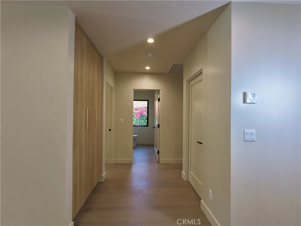 4819 Genesta Avenue Encino, CA 91316