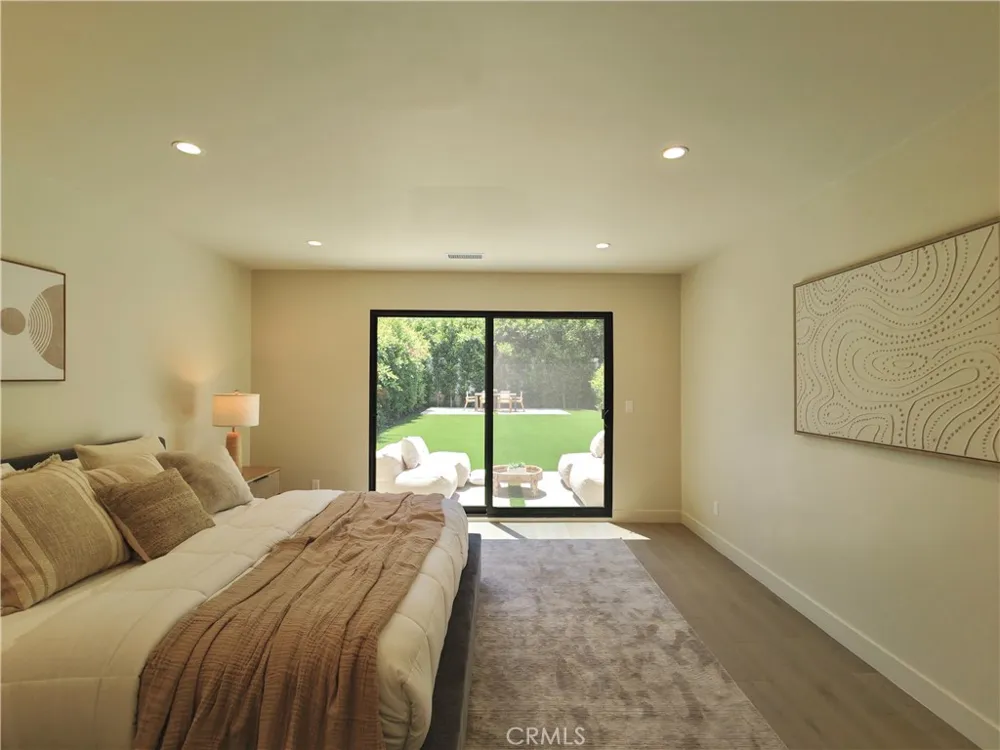 4819 Genesta Avenue Encino, CA 91316