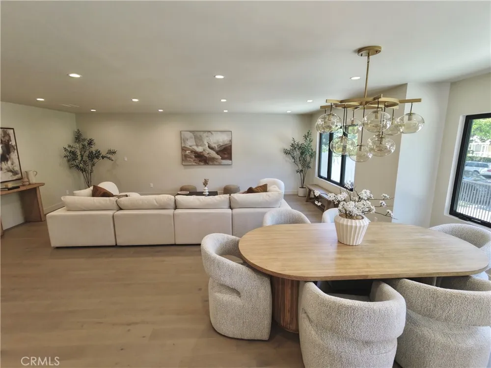4819 Genesta Avenue Encino, CA 91316