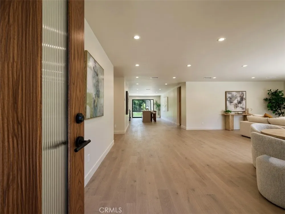 4819 Genesta Avenue Encino, CA 91316