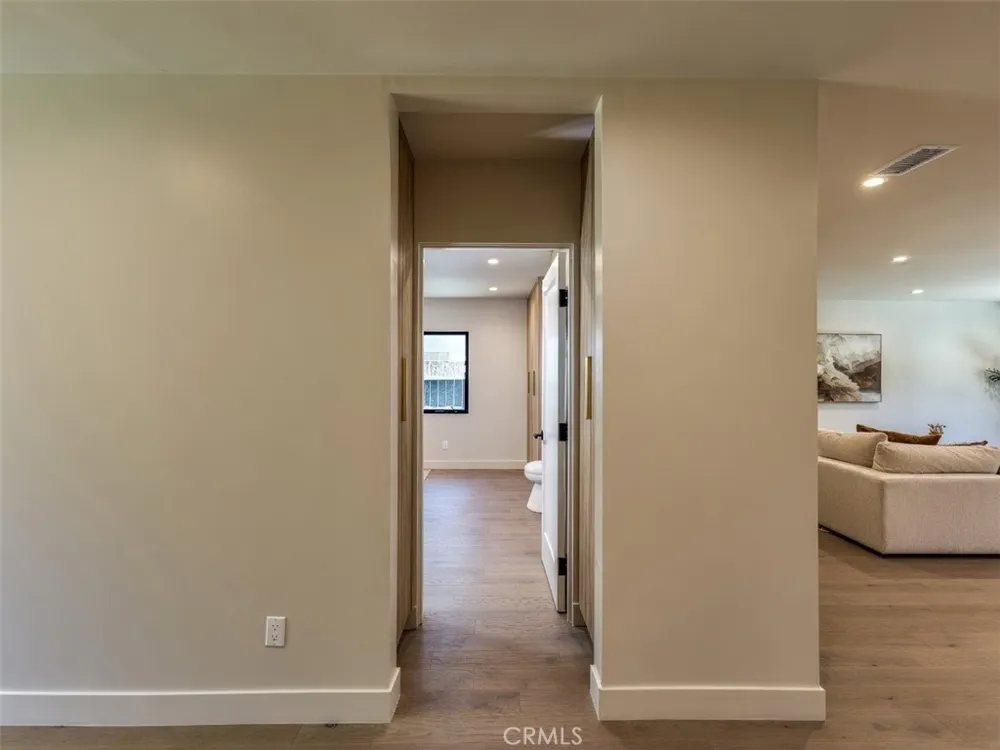 4819 Genesta Avenue Encino, CA 91316