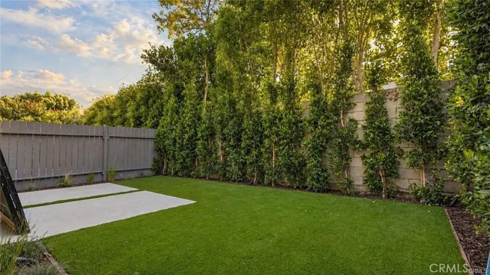 4819 Genesta Avenue Encino, CA 91316