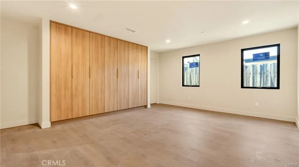 4819 Genesta Avenue Encino, CA 91316