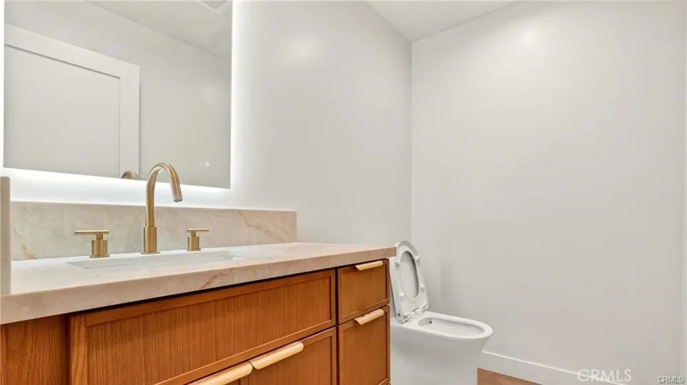 4819 Genesta Avenue Encino, CA 91316