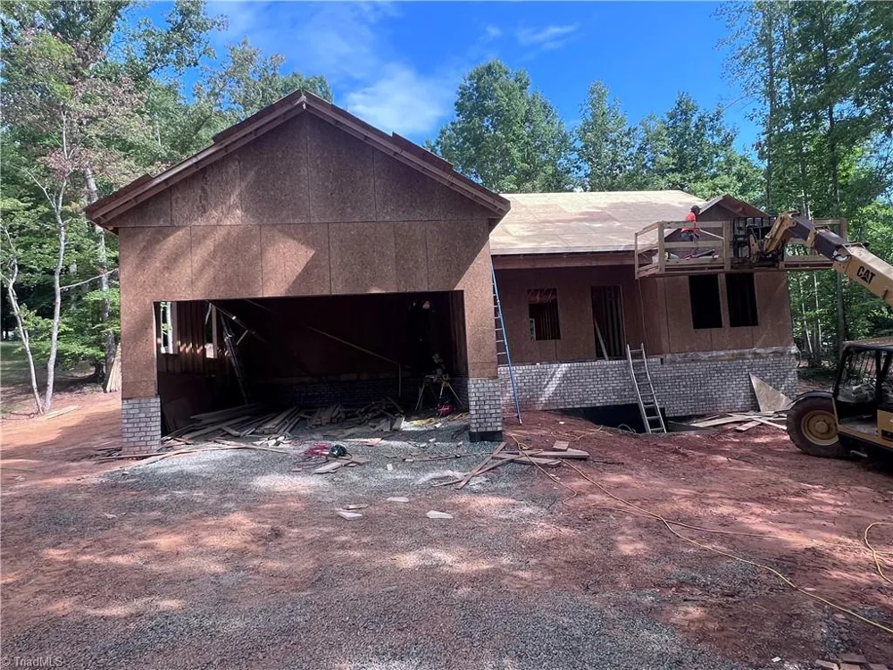 4864 Creeks Crossing Road Asheboro, NC 27205