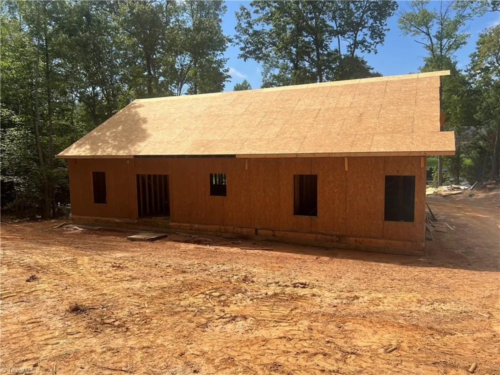 4864 Creeks Crossing Road Asheboro, NC 27205