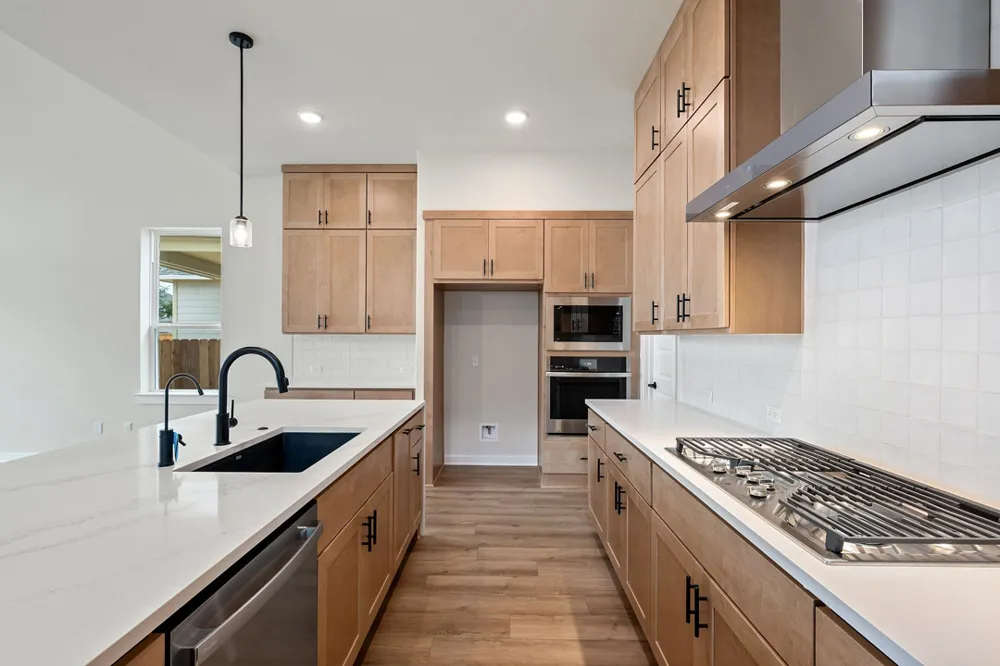 531 Darley Oak Drive Dripping Springs, TX 78620