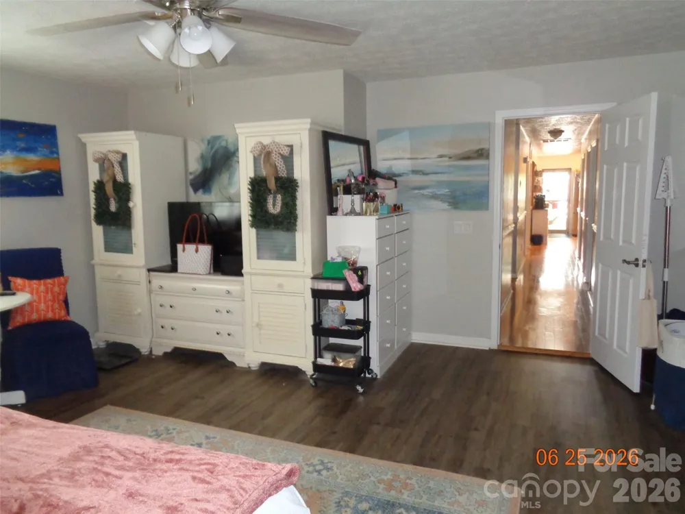 1702 Cajah Mountain Road Hudson, NC 28638
