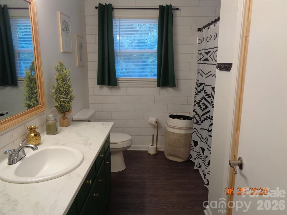 1702 Cajah Mountain Road Hudson, NC 28638