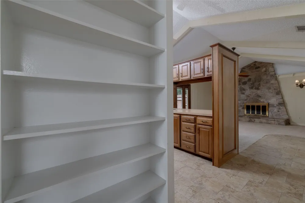 1710 Park Hill Drive Arlington, TX 76012