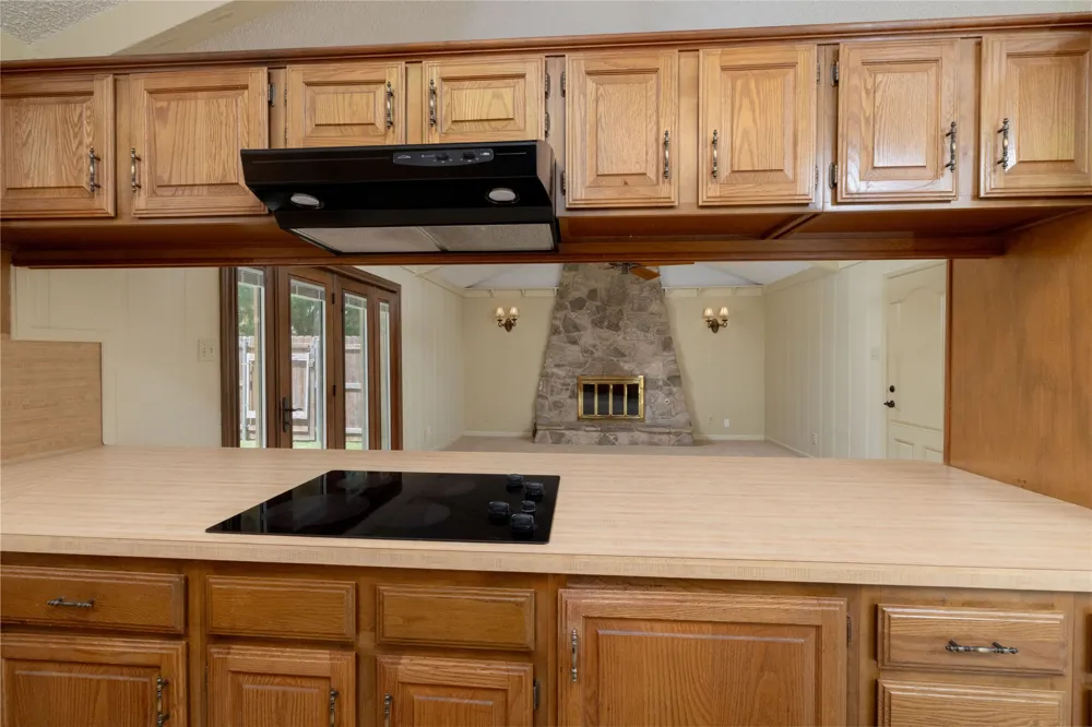 1710 Park Hill Drive Arlington, TX 76012