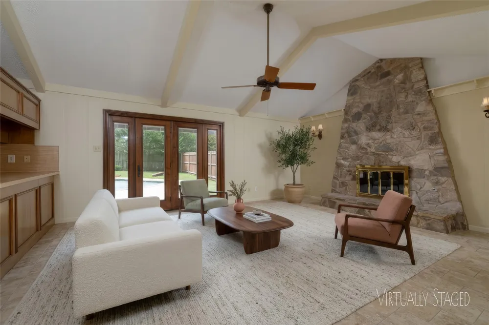 1710 Park Hill Drive Arlington, TX 76012