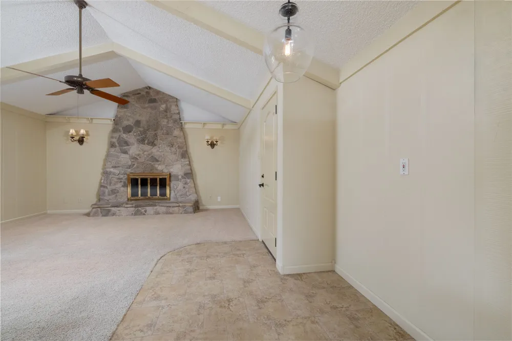 1710 Park Hill Drive Arlington, TX 76012