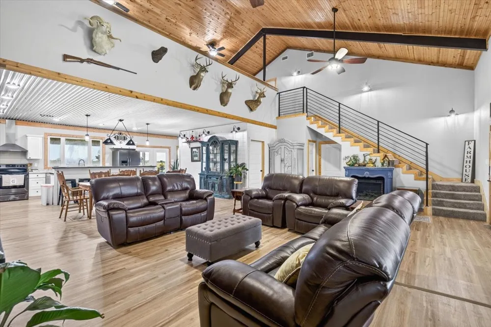 638 Vz County Road 2807 Mabank, TX 75147