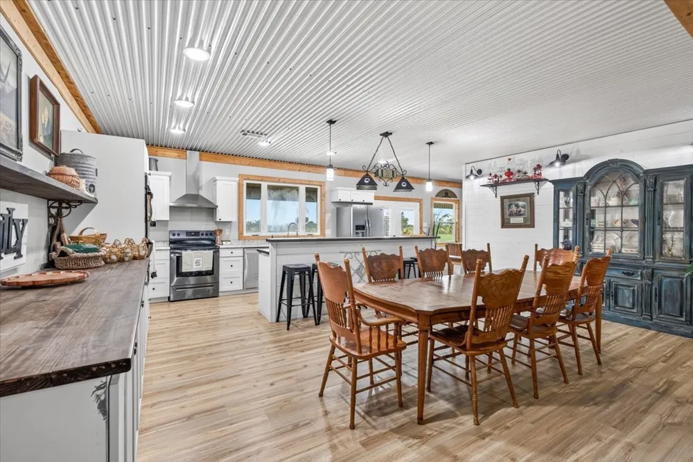 638 Vz County Road 2807 Mabank, TX 75147