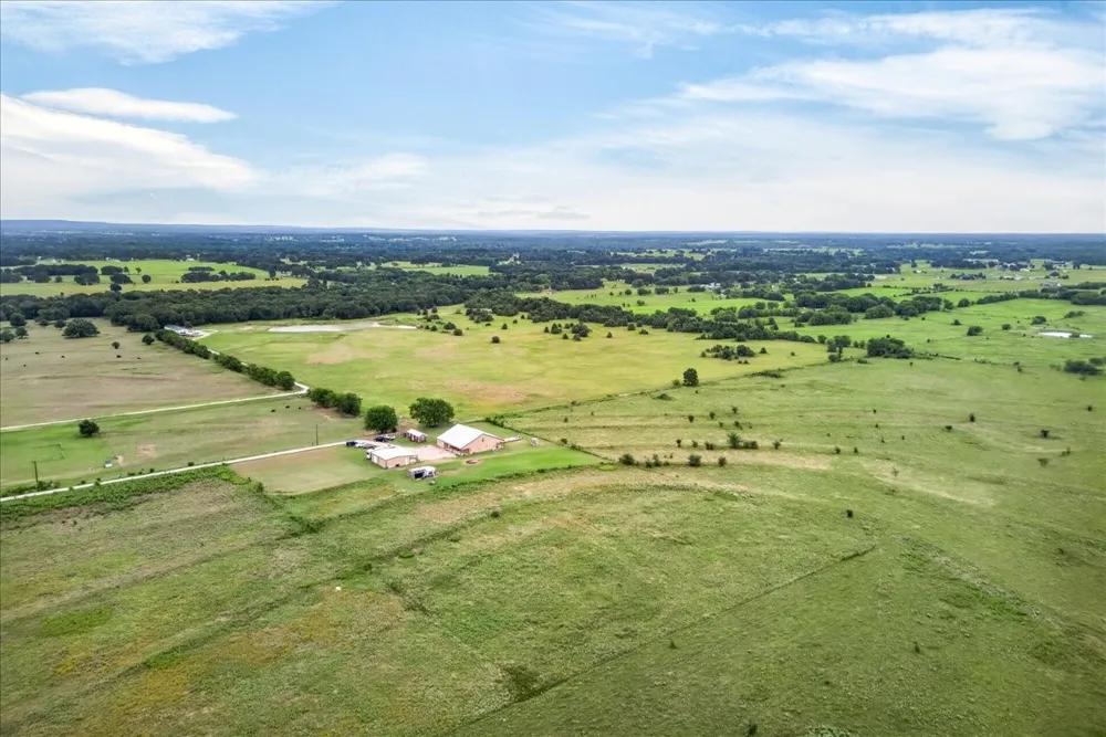 638 Vz County Road 2807 Mabank, TX 75147