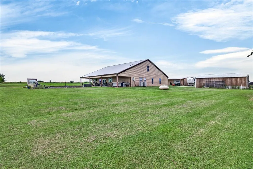 638 Vz County Road 2807 Mabank, TX 75147