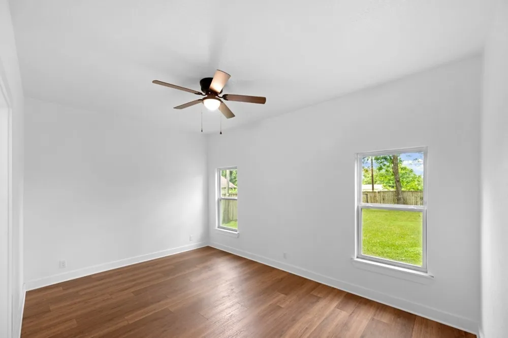 607 W 3rd Street Eddy, TX 76524