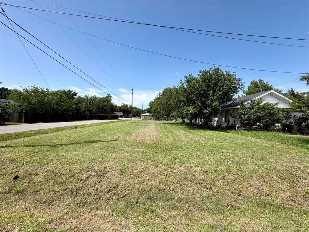 302 S New Mexico Street Celina, TX 75009