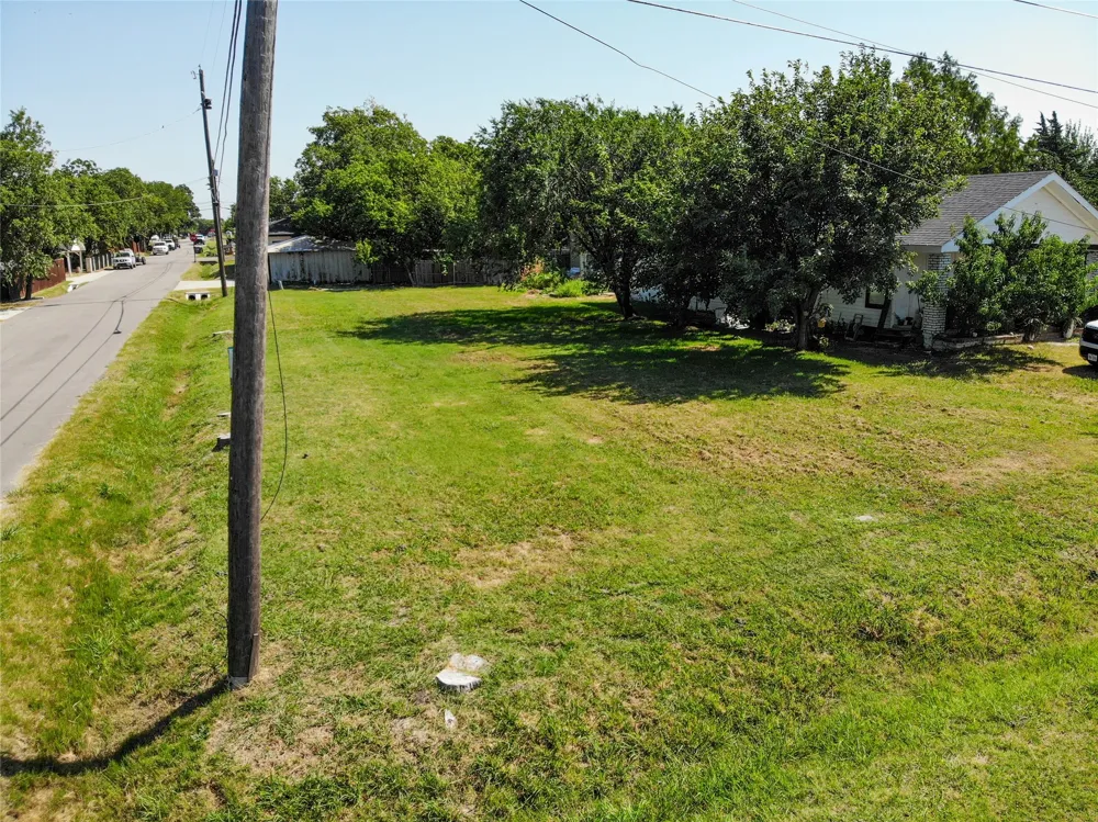 302 S New Mexico Street Celina, TX 75009