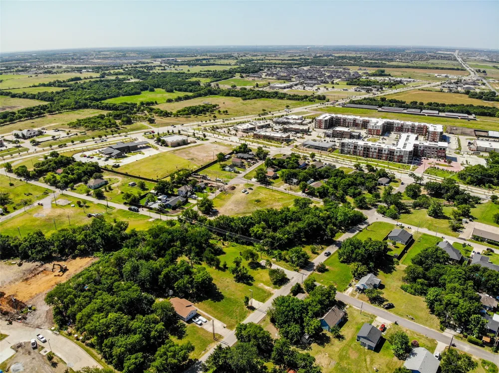 302 S New Mexico Street Celina, TX 75009