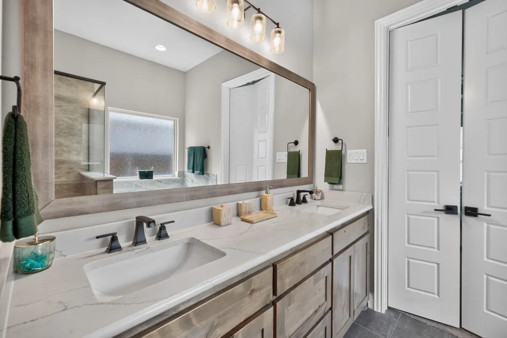 3512 Ithaca Street Corinth, TX 76208