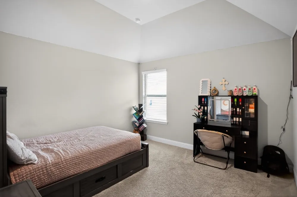 3512 Ithaca Street Corinth, TX 76208