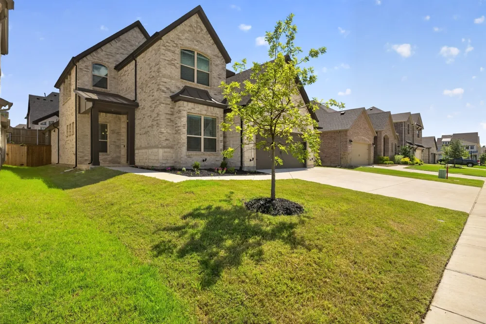 3512 Ithaca Street Corinth, TX 76208