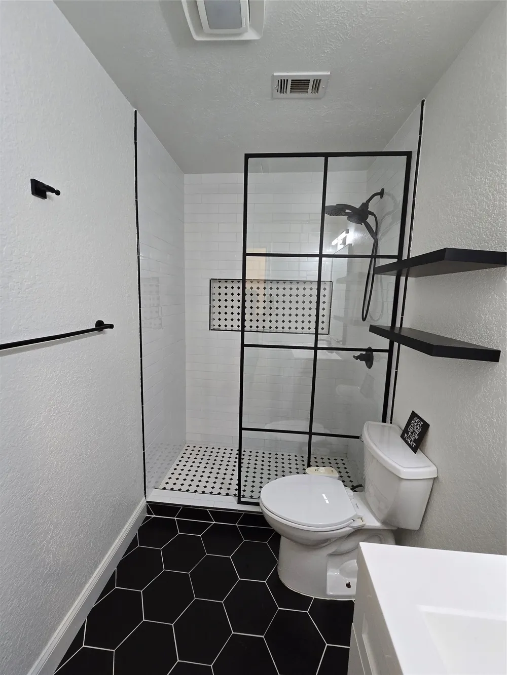 8502 Hawthorne Street Frisco, TX 75034