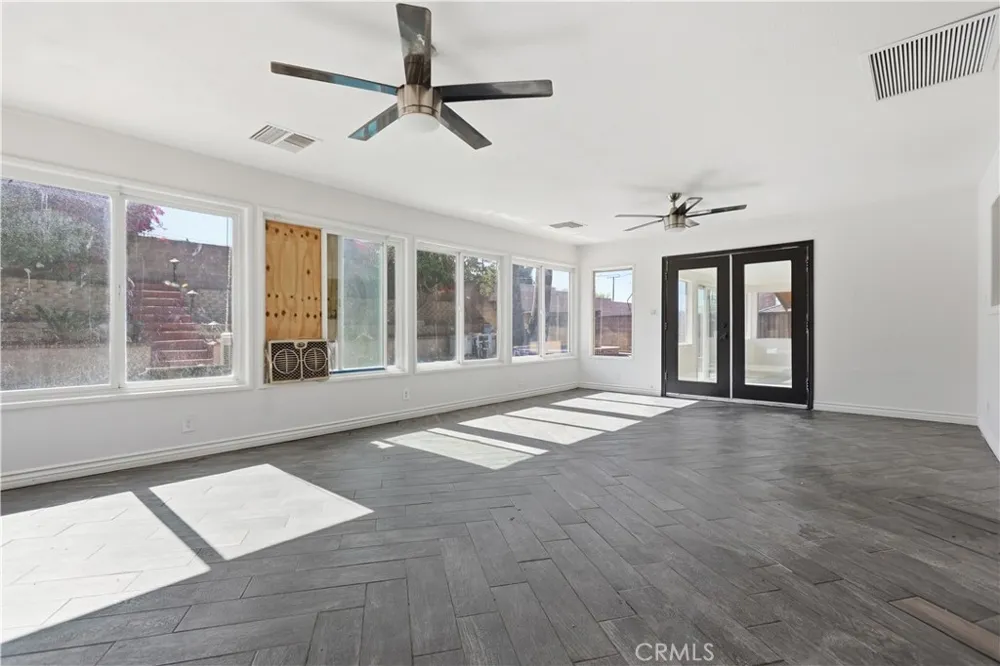 2511 Spring Meadow Highland, CA 92346