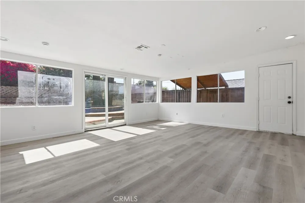 2511 Spring Meadow Highland, CA 92346