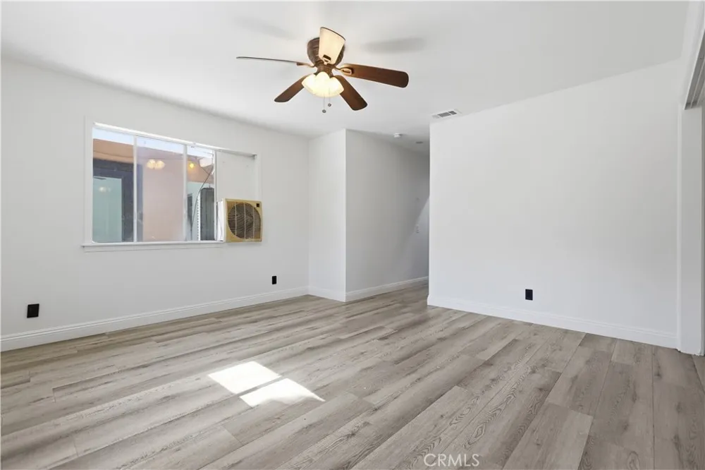 2511 Spring Meadow Highland, CA 92346